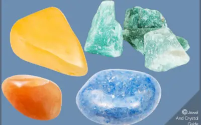 Guide To The 8 Colors of Aventurine (With Pictures)